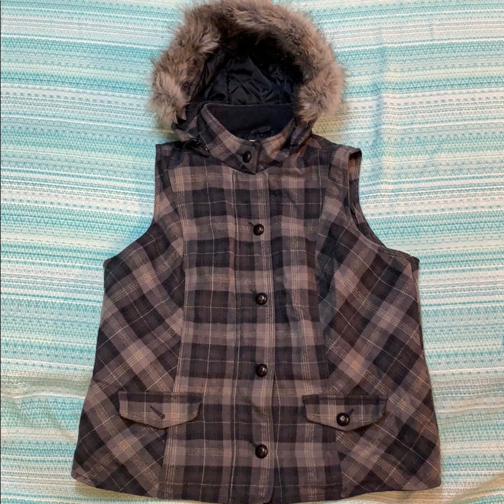 SONOMA - PLAID GREY/ BLUE HOODIE VEST/ FAUX FUR